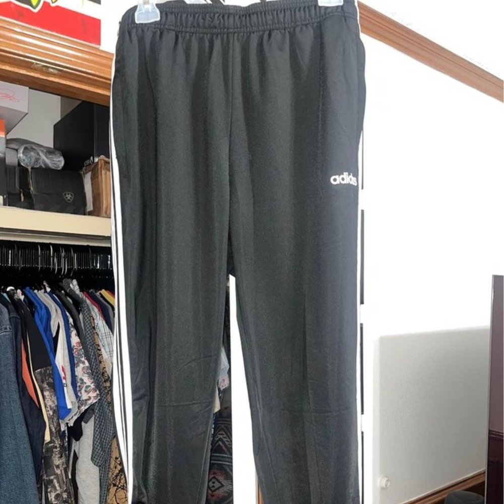 adidas Essentials Warm-Up Tapered 3-Stripes Track Pants (Large)